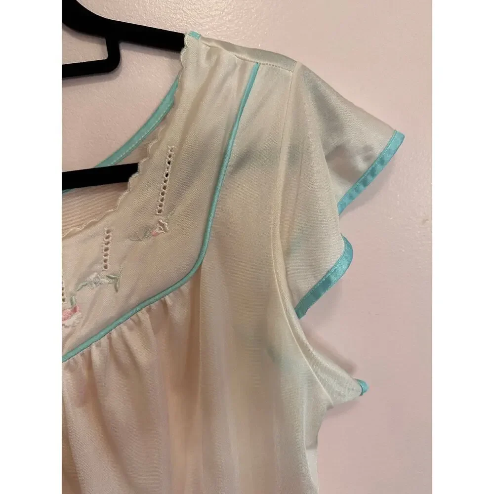 Glencraft Lingerie Vintage Nylon Cream Nightgown Medium